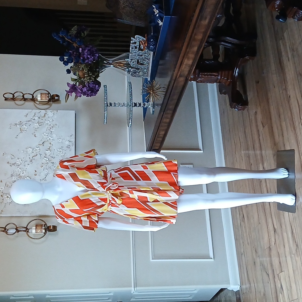 New Vibrant Orange and Yellow Patterned Wrap Mini Rorper. Size L - Picture 9 of 17